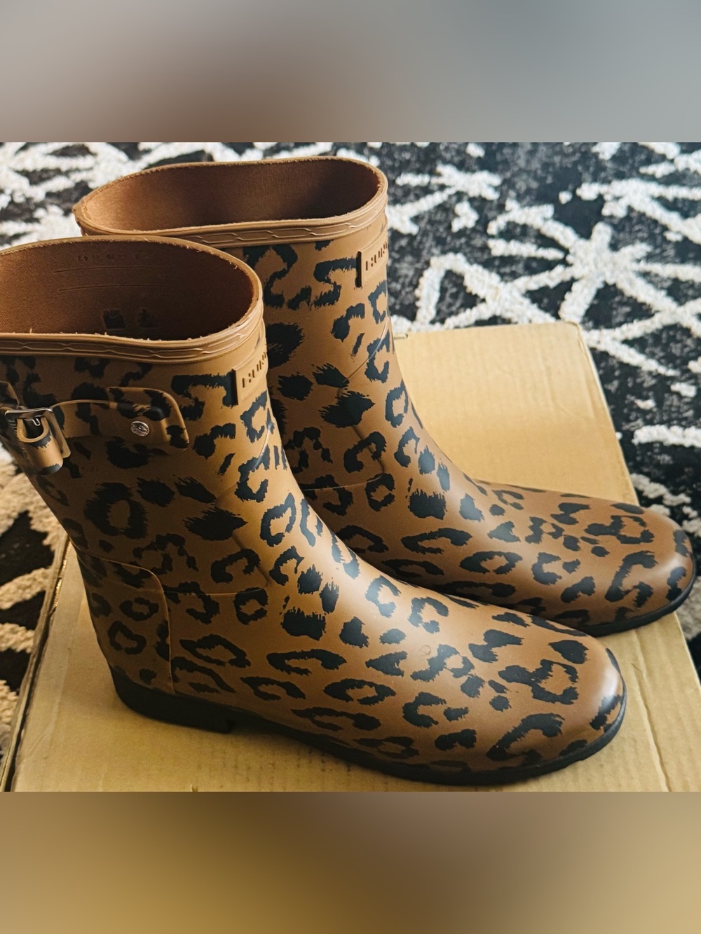 Hunter Leopard Print Rain Ankle Boots - Brown & Black women’s size 10